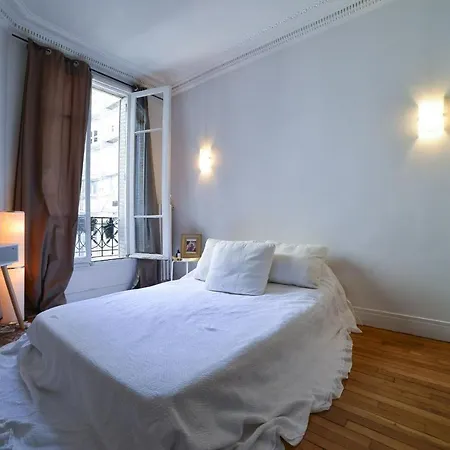 Gorgous At The Foot Of Montmartre Hill Appartamento Parigi